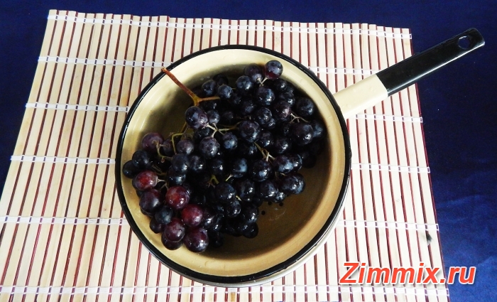 Компот из винограда на зиму рецепт с фото - шаг 1